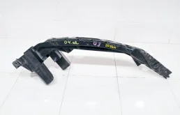 Кронштейн фары Audi Q3 2011+ 8U0805608A 8U, правый