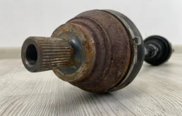 Привод передний левый для Volkswagen Tiguan 2007 года на фотографиях