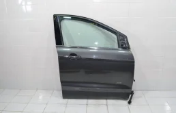 Дверь Ford Kuga 2012+ 2387793 CBS, передняя правая