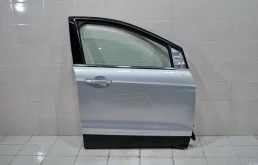 Дверь Ford Kuga 2012+ 2387793 CBS, передняя правая