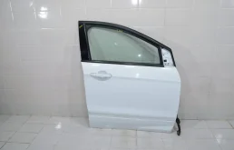 Дверь Ford Kuga 2012+ 2387793 CBS, передняя правая