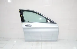 Дверь MERCEDES-BENZ C-Class 2013+ A2057200205 W205, передняя правая