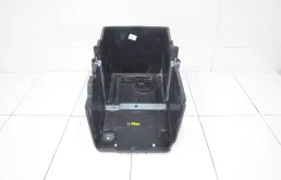 Площадка аккумулятора Ford Kuga 2014 2193637 CBS