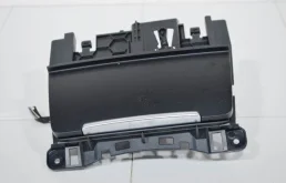 Пепельница центральной консоли AUDI Q5 2010 8K0857951 8R