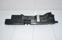 Кронштейн радиатора BMW X5 2006-2013 17117799761 E70, левый