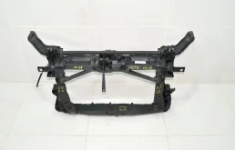 Панель передняя (телевизор) Audi A3 2014 8V0805588 8V 1.8L (CJSA)