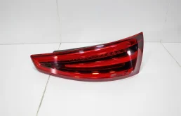 Фонарь AUDI Q3 2014 8U0945094A 8U 2.0L (CCZC), правый