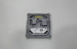 Блок управления фарой BMW X5 2013 63117263052 E70