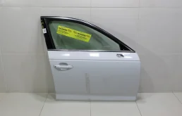 Дверь AUDI A4 2015+ 8W0831052 B9, передняя правая