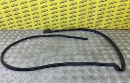 Уплотнитель двери передней правой Nissan Navara (D40) 2004-2015 2011 80830EB300 ПИКАП 2.5 D YD25DDTI