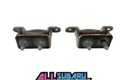 Петля двери багажника Subaru Forester 1999 61820FC000 SF5 EJ205