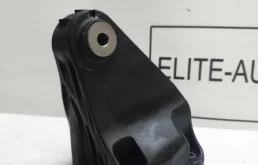 Опора двигателя Mercedes S 2018 A6542231100 W222 3.0D, правая