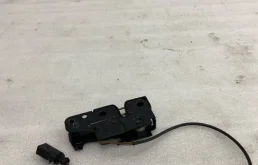Замок капота Audi A3 2010 8P0823509H 8P