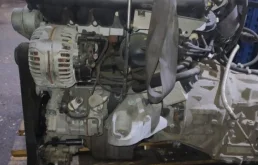 Двигатель без навесного для Porsche Cayenne 2003 года на фотографиях