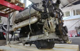 Двигатель для Toyota Land Cruiser на фотографиях