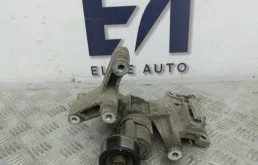 Кронштейн генератора KIA Sportage 2012 373002G400 3 2.0