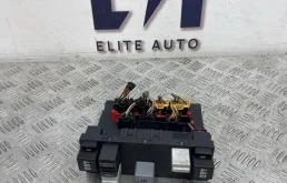 Блок предохранителей VW Tiguan 2008 3C0937049AJ 1 1