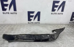 Пыльник крыла Audi Q7 2008 4L0821112 4L 4.2, передний правый