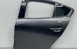 Дверь Mazda 3 BP