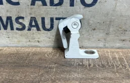 Петля двери Volkswagen Touareg 8K0831402A NF 3.0 CGEA, правая