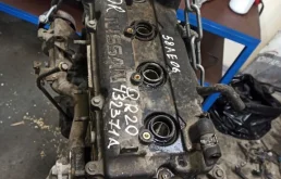 Двигатель для Nissan Serena 2001 года на фотографиях