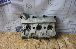 Клапанная крышка Audi A4 06E103472N CALA