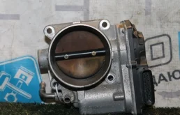 Заслонка дроссельная Toyota Crown 2203031020 GRS182 3GR