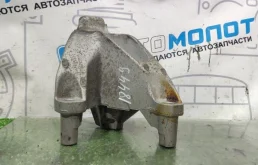 Кронштейн опоры двигателя Audi A4 8K0199307AL 8K2 CDH, левый