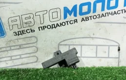 Антенна Audi Q5 8K0907247 8R CDN