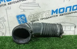 Патрубок воздушного фильтра Mazda 6 SHO113221 GJ SH-VPTS