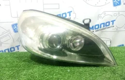 Фара правая Volvo V60 31299993 B4164T