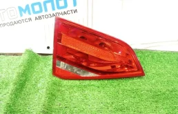 Фонарь задний внутренний левый Audi A4 8K5945093D B8 CDH