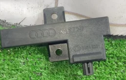 Антенна Audi Q5 8K0907247 8R CDN