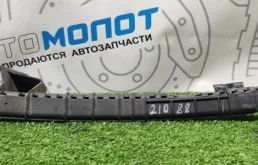 Направляющая стекла двери Audi Q7 4L0839068 4LB