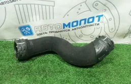 Патрубок интеркулера Audi Q5 8K0145737J 8R CDN