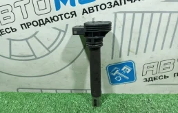 Катушка зажигания Audi A4 06H905115 B8 CDH