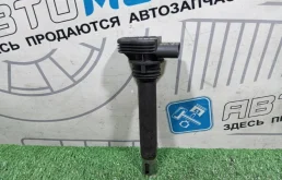 Катушка зажигания Audi A4 06H905115 B8 CDH