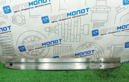 Усилитель переднего бампера Audi A3 8P0807113F 8PA CDA