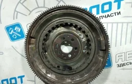Маховик Audi A1 OE532000 CAX CAXA