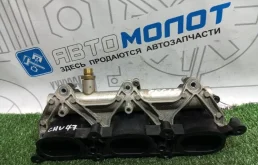 Топливная рампа Audi A4 06E130090F 8K5 CAL