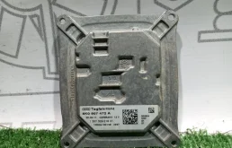 Блок розжига ксенона Audi A4 8K0907472A B8 CDN, правый