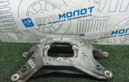 Кронштейн трансмиссии Audi Q5 8K0399263K 8R CDN