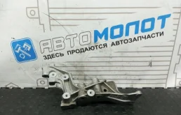 Крепление клапана EGR Mercedes-Benz C-Class A2711410840 W204 271820