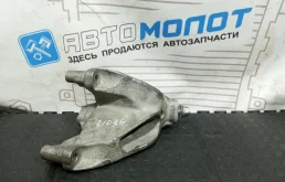 Кронштейн двигателя Audi A4 4 A5 8K0199307, левый