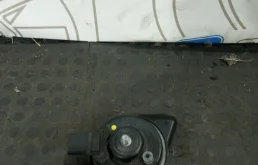 Звуковой сигнал Audi A4 8T0951221 B8 CDH