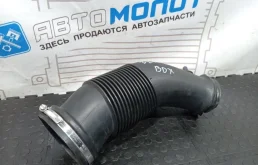 Патрубок воздушного фильтра Audi A6 06E129629G C6 BDX