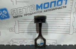 Поршень с шатуном Kia Rio 2010-2017 235102B110 G4FC
