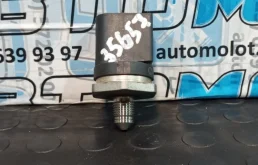 Датчик давления топлива Audi A4 06J906051B B8 CDH