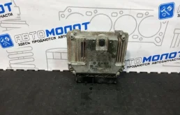 Блок управления двигателем Audi A1 03C906016AM 8X1 CAXA