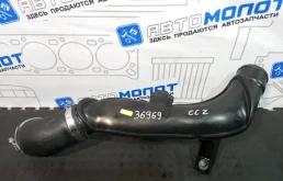 Патрубок интеркулера Volkswagen Tiguan 1K0145770N 5N1 CCZ